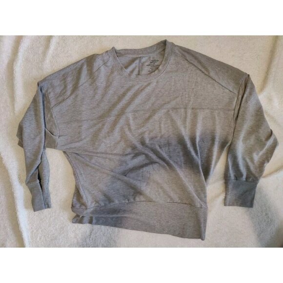 Tahari Sport Light Gray Women's Soft Relaxed Pullover Sweatshirt 1X - Picture 3 of 5